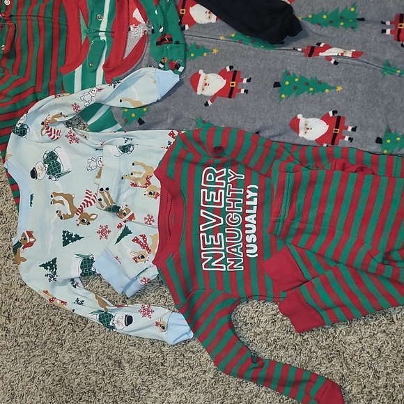 Large 24 mo/2T Christmas Bundle - Picture 2 of 8